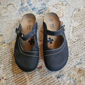 Dr. Andrew Weil Orthaheel Mary Jane Clogs, Sz 8, Excellent Condition